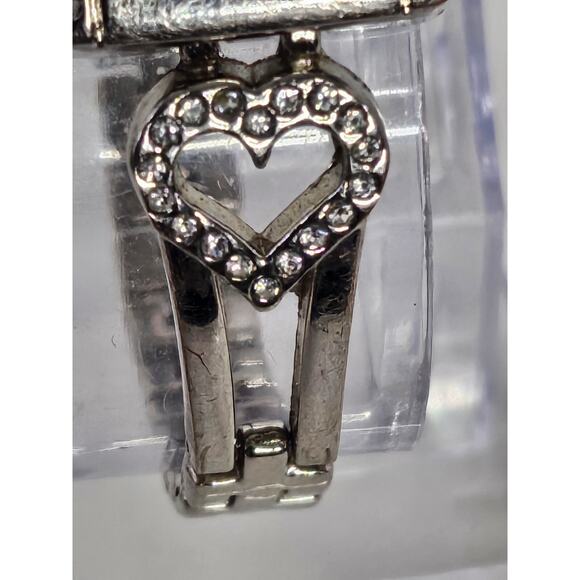 Gorgeous Bella & Rosa Ladies Crystal Hearts Quartz Watch New Battery Runs Great main image 12